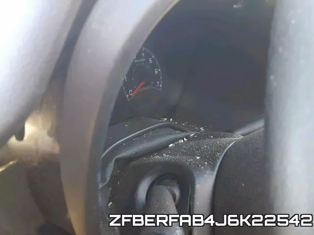 ZFBERFAB4J6K22542_8.webp