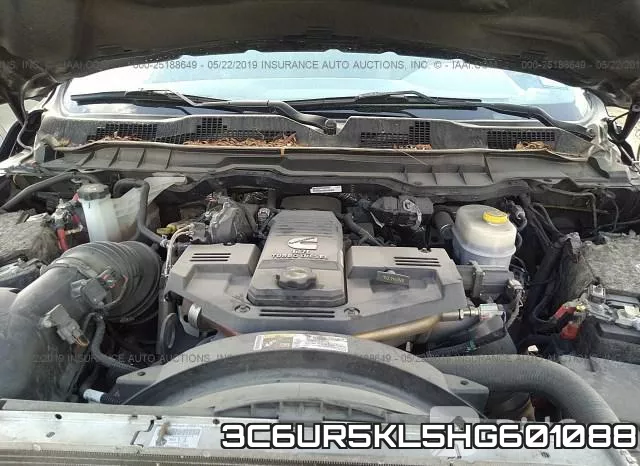 3C6UR5KL5HG601088_10.webp