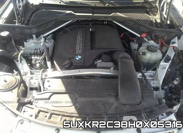 5UXKR2C38H0X05316_10.webp