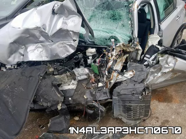 1N4AL3AP3HC170670_9.webp