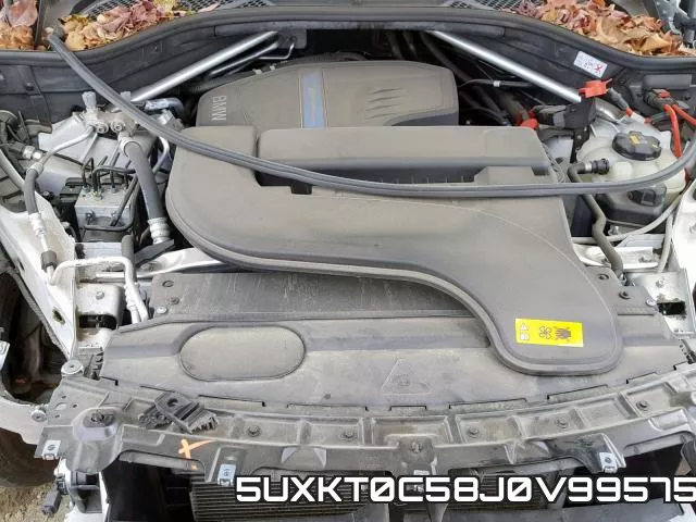 5UXKT0C58J0V99575_7.webp