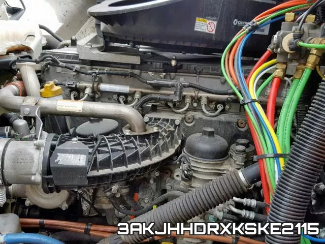 3AKJHHDRXKSKE2115_7.webp