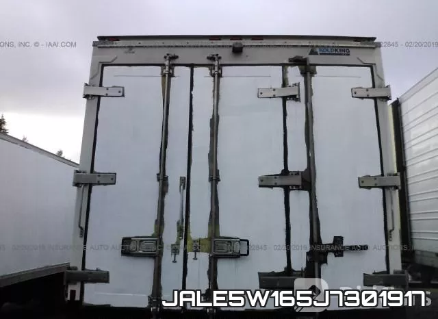 JALE5W165J7301917_8.webp