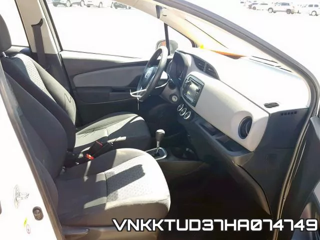 VNKKTUD37HA074749_5.webp