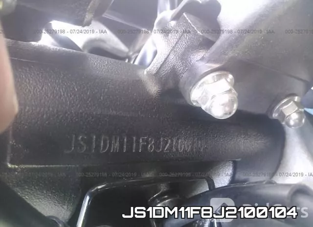JS1DM11F8J2100104