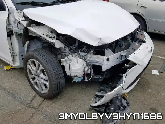 3MYDLBYV3HY171686_9.webp