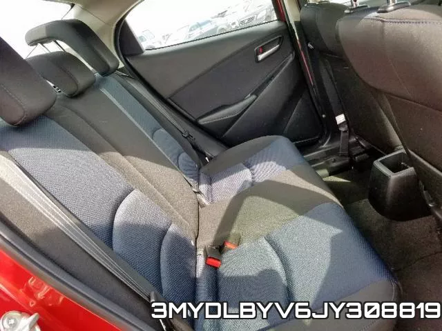 3MYDLBYV6JY308819_6.webp