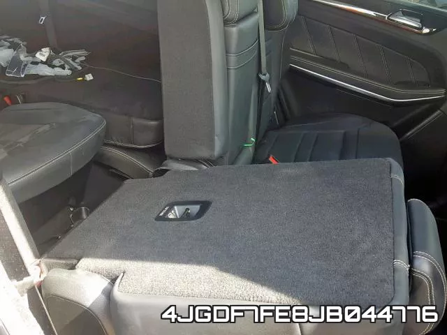4JGDF7FE8JB044776_6.webp