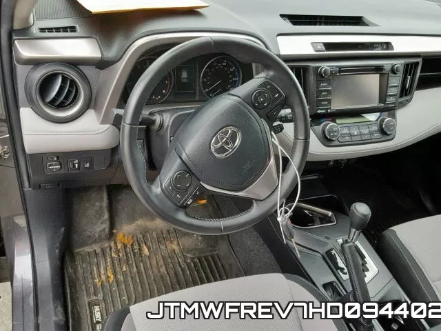 JTMWFREV7HD094402_9.webp