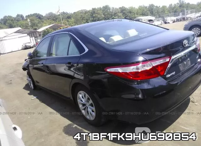 4T1BF1FK9HU690854_3.webp