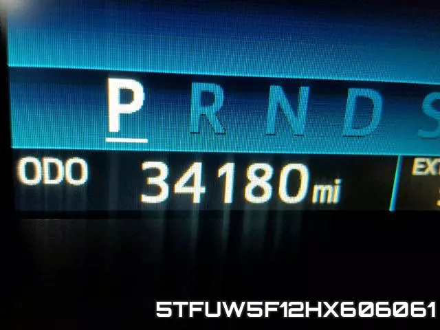 5TFUW5F12HX606061_8.webp