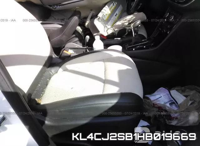 KL4CJ2SB1HB019669_8.webp