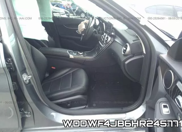WDDWF4JB6HR245771_5.webp