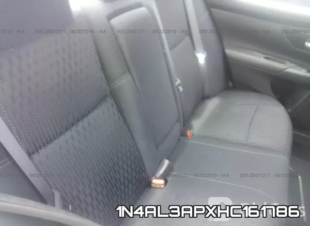 1N4AL3APXHC161786_8.webp