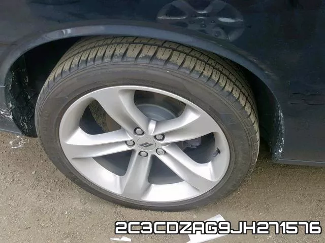 2C3CDZAG9JH271576_9.webp