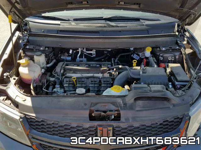 3C4PDCABXHT683621_7.webp
