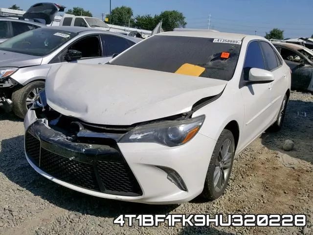 4T1BF1FK9HU320228_2.webp