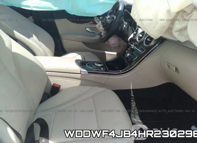 WDDWF4JB4HR230296_5.webp