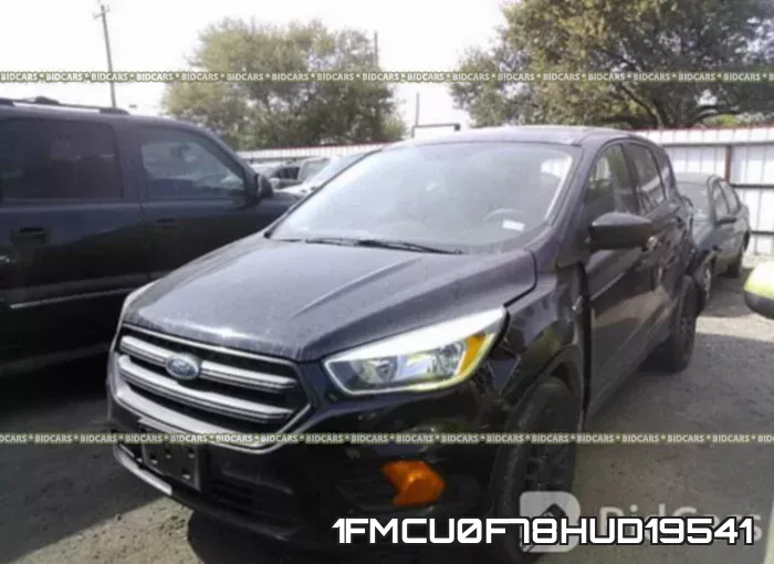 1FMCU0F78HUD19541_2.webp