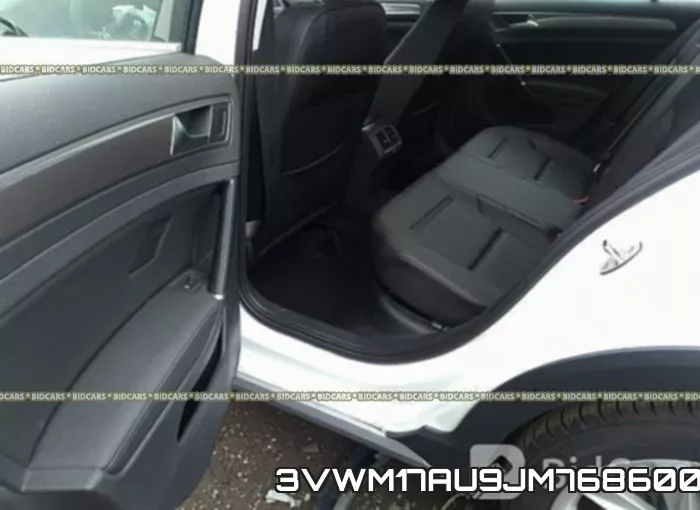 3VWM17AU9JM768600_8.webp