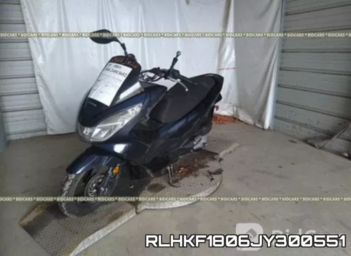 RLHKF1806JY300551_2.webp
