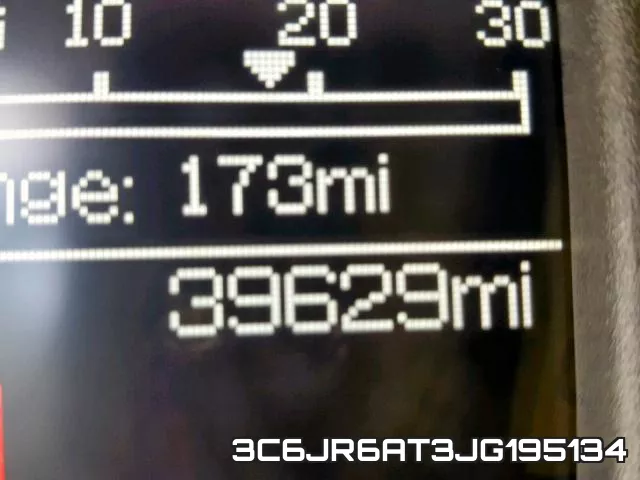 3C6JR6AT3JG195134_8.webp