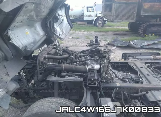 JALC4W166J7K00833_10.webp