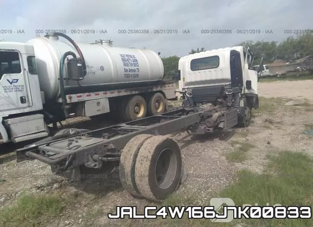 JALC4W166J7K00833_4.webp