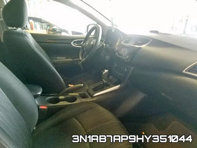 3N1AB7AP9HY351044_5.webp