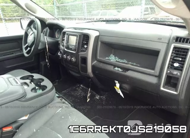 1C6RR6KT0JS219058_5.webp