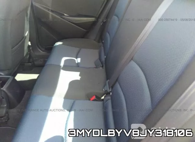 3MYDLBYV8JY318106_8.webp