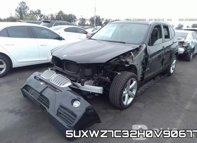5UXWZ7C32H0V90677_2.webp