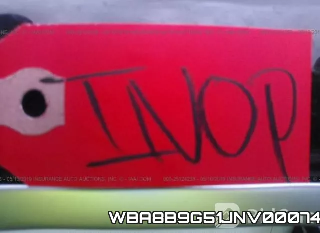 WBA8B9G51JNV00074_7.webp
