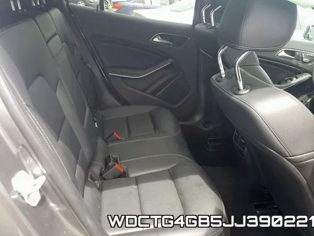WDCTG4GB5JJ390221_6.webp
