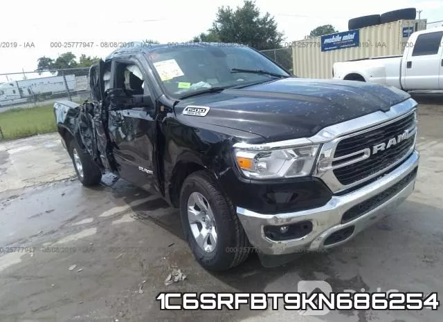 1C6SRFBT9KN686254_1.webp