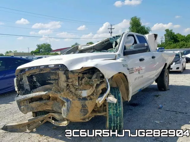 3C6UR5HJ7JG282904_2.webp