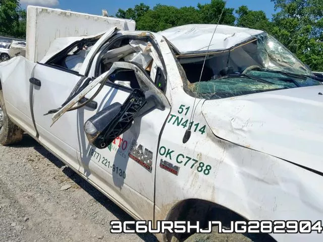 3C6UR5HJ7JG282904_9.webp