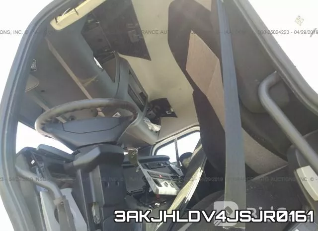 3AKJHLDV4JSJR0161_5.webp