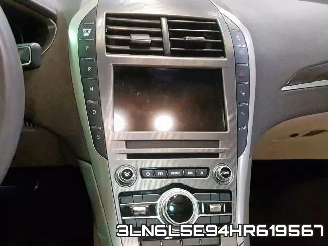 3LN6L5E94HR619567_9.webp
