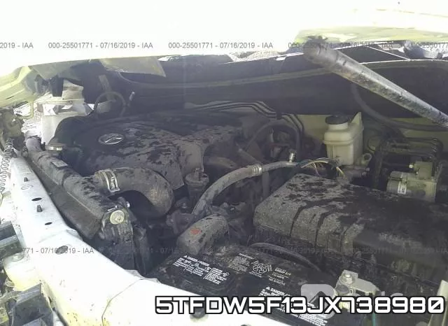 5TFDW5F13JX738980_10.webp