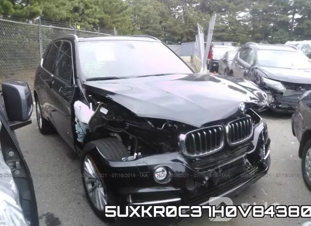5UXKR0C37H0V84380_1.webp