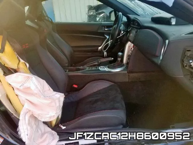 JF1ZCAC12H8600952_5.webp