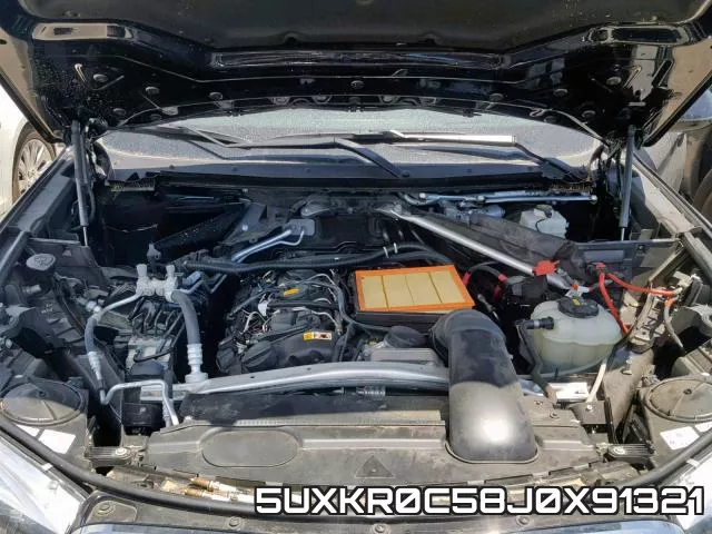 5UXKR0C58J0X91321_7.webp