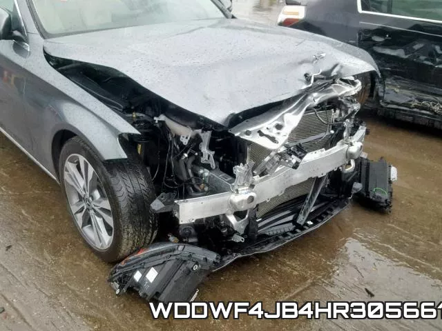 WDDWF4JB4HR305661_9.webp