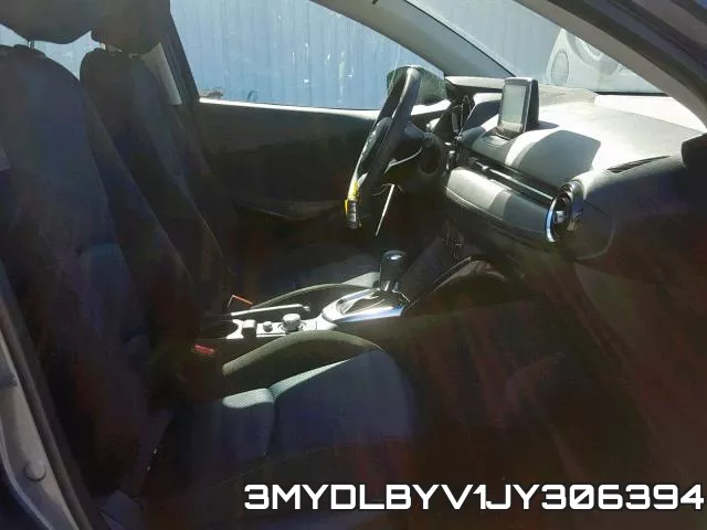 3MYDLBYV1JY306394_5.webp