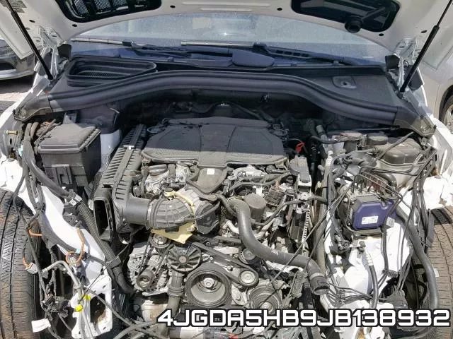 4JGDA5HB9JB138932_7.webp