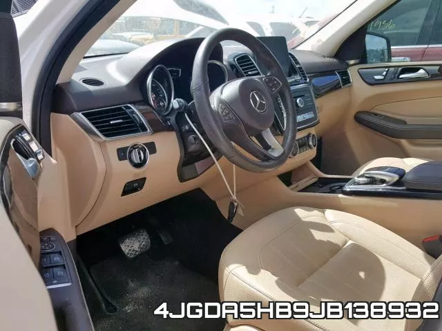 4JGDA5HB9JB138932_9.webp