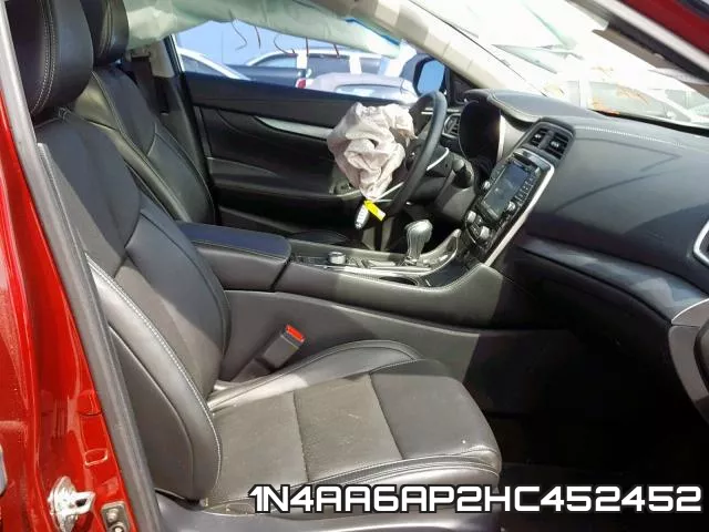 1N4AA6AP2HC452452_5.webp
