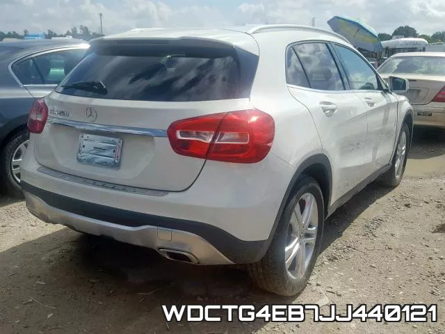 WDCTG4EB7JJ440121_4.webp