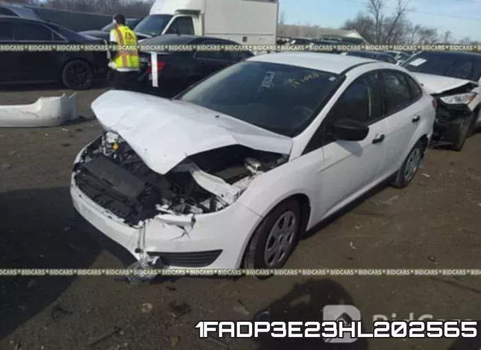 1FADP3E23HL202565_2.webp